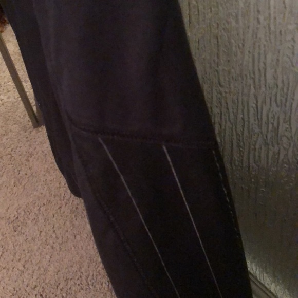 Lululemon wind jacket - Picture 8 of 8